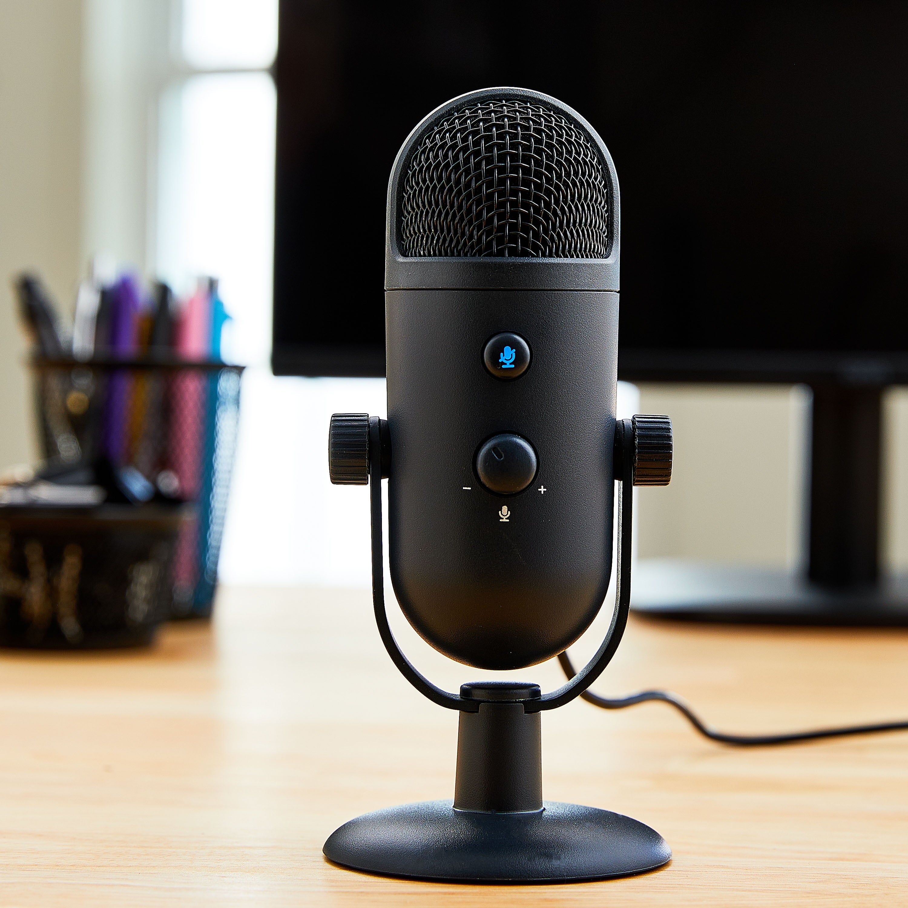 USB Dual-Pattern Microphone W/Volume/Mute Controls and 3.5Mm Headphone Jack, Black